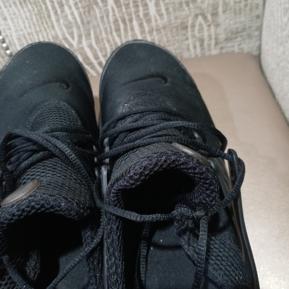 Nike Presto Athletic Shoes-Sneakers - Picture 3 of 9